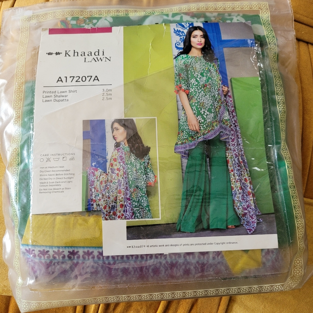 New 3-piece Khaadi lawn suit